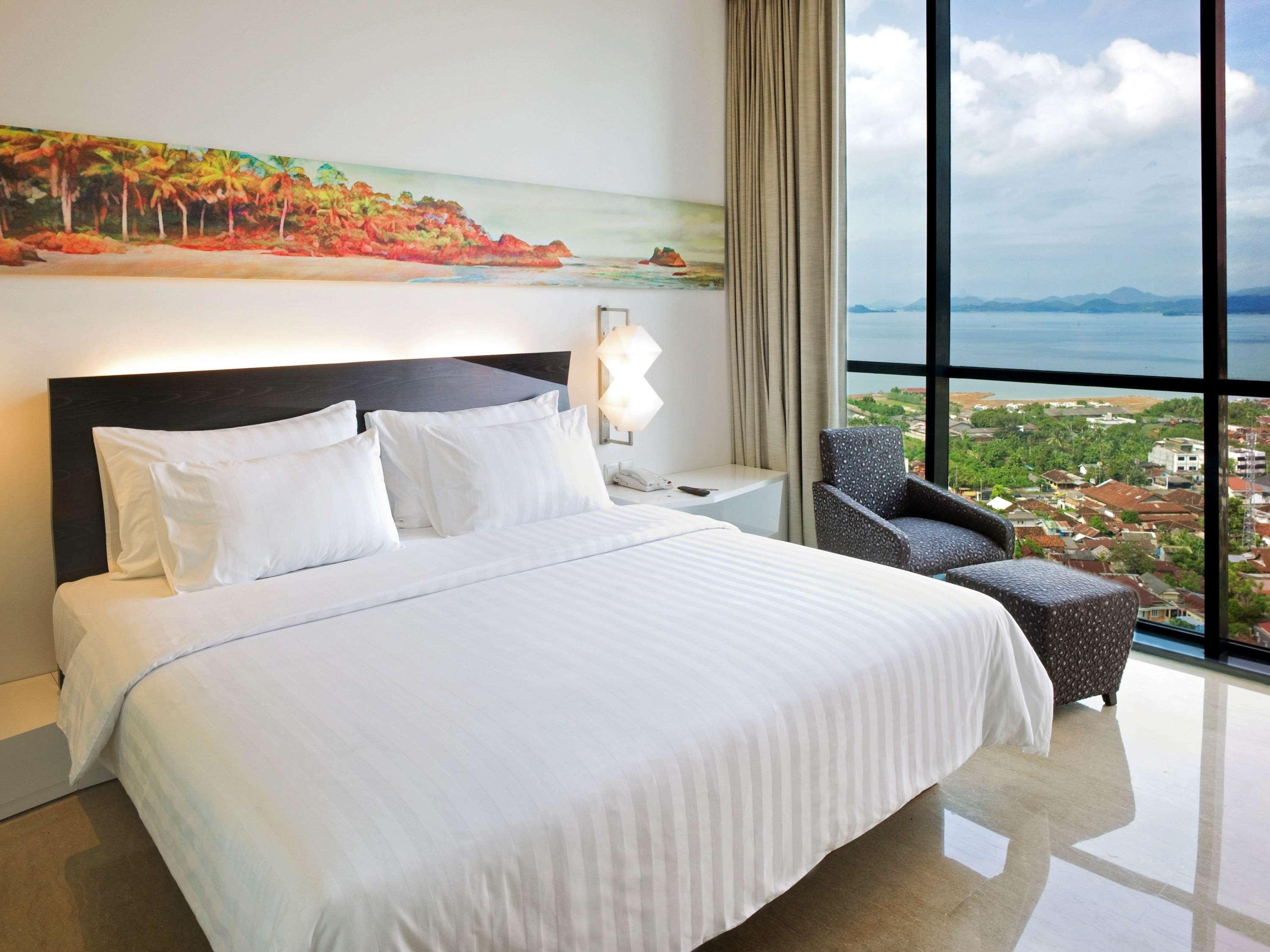 Novotel Lampung Bandar Lampung Exterior photo