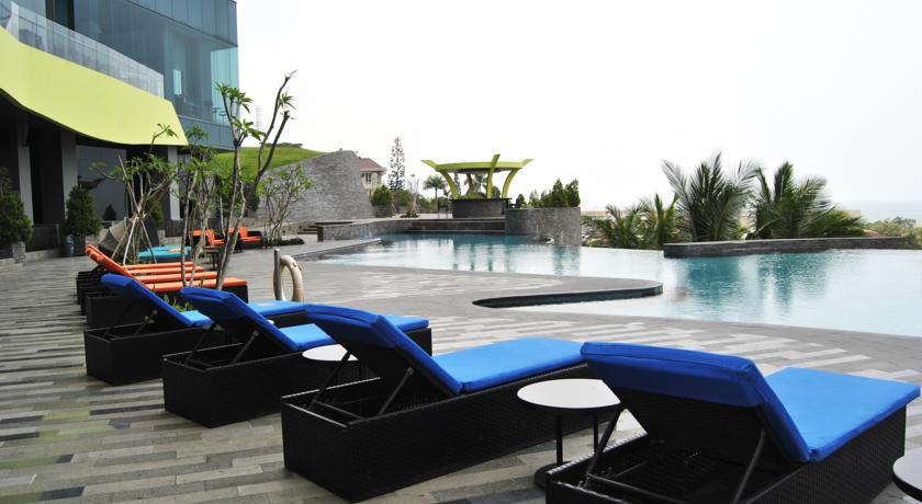 Novotel Lampung Bandar Lampung Exterior photo