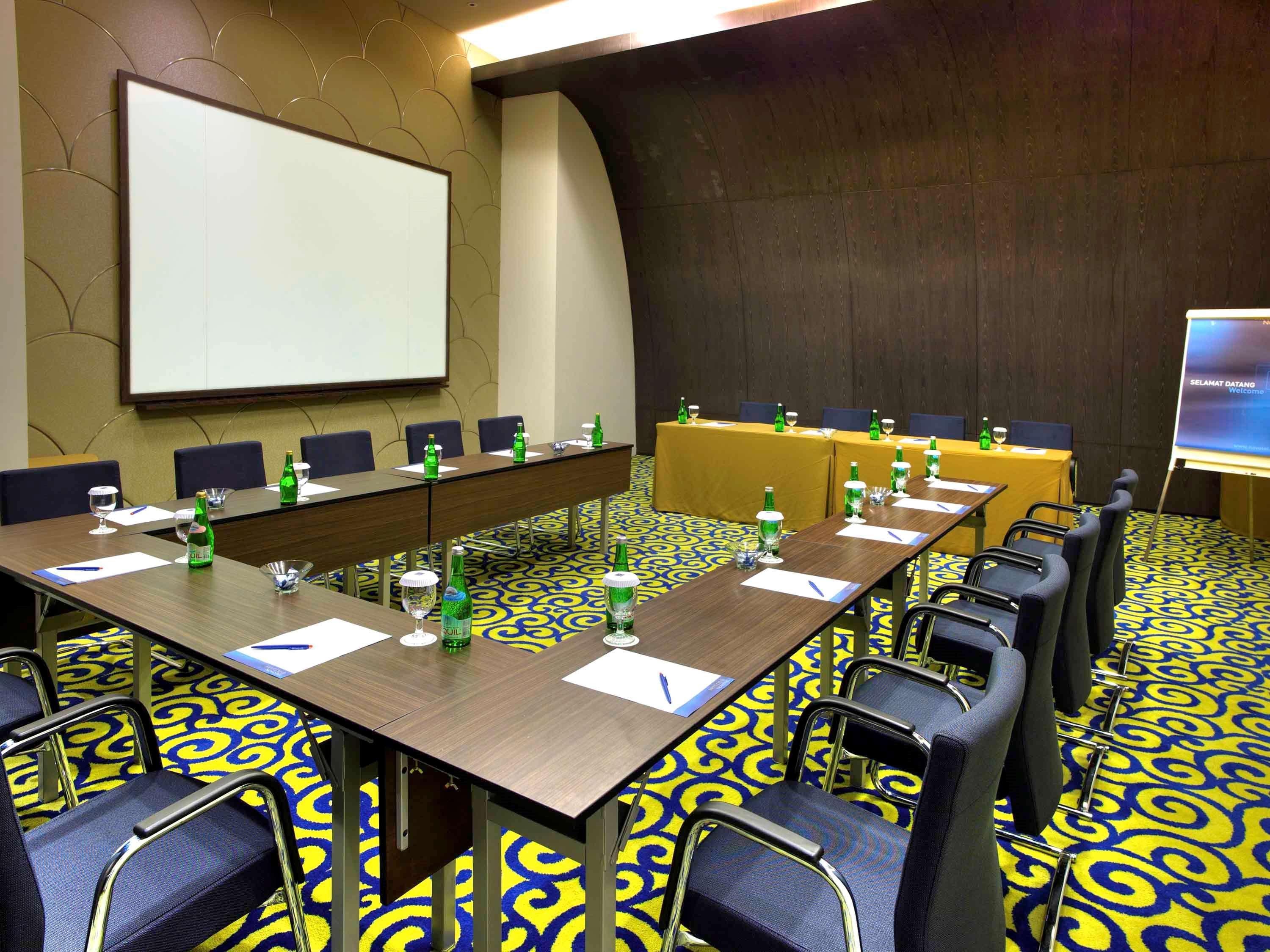 Novotel Lampung Bandar Lampung Exterior photo