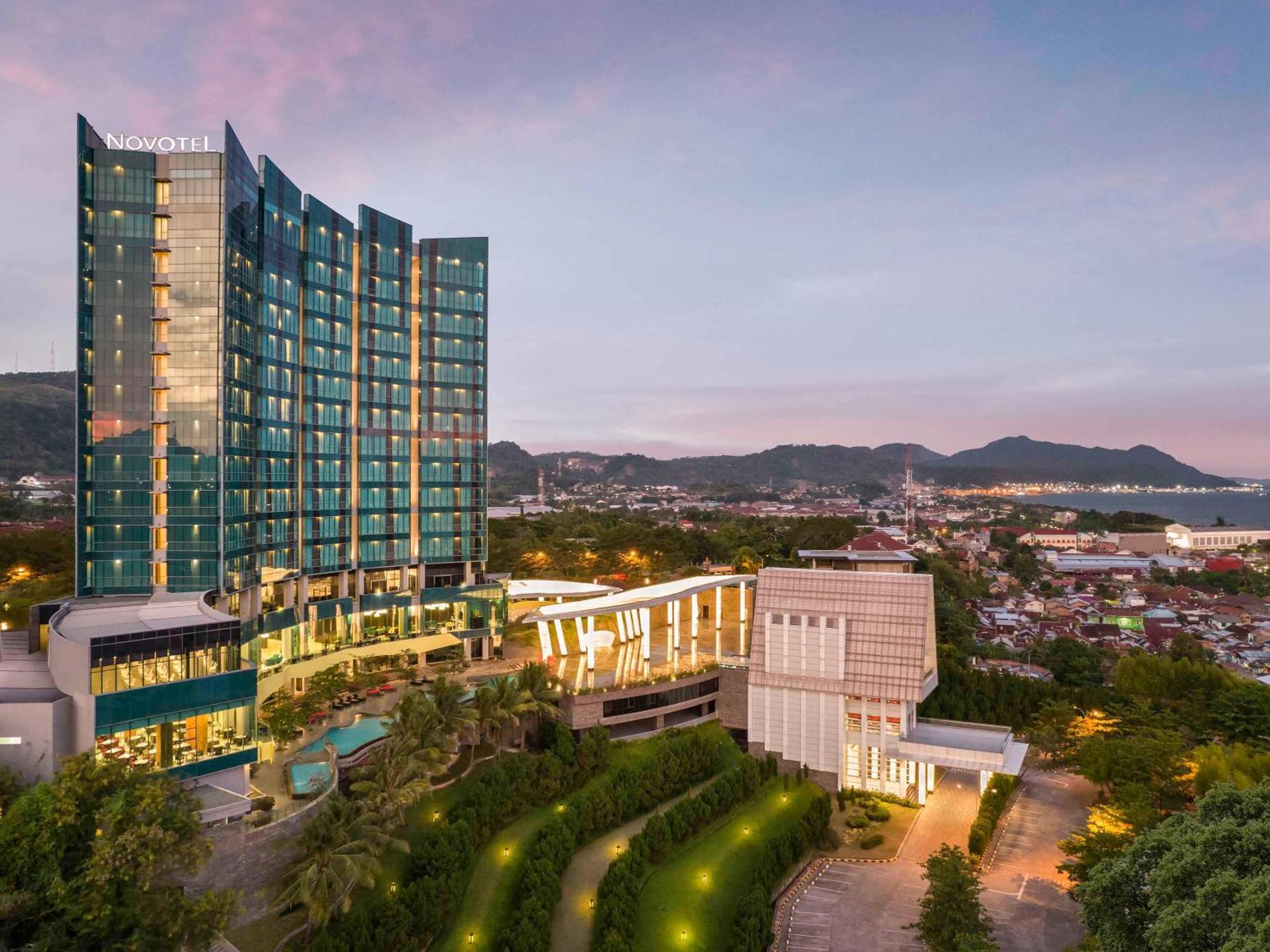 Novotel Lampung Bandar Lampung Exterior photo